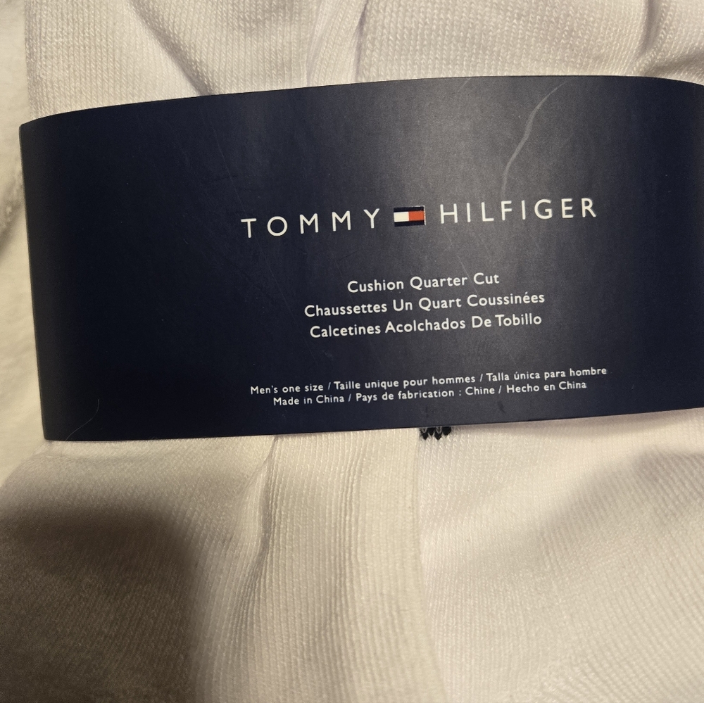 Tommy Hilfiger White Quarter Crew Socks - Picture 2 of 4